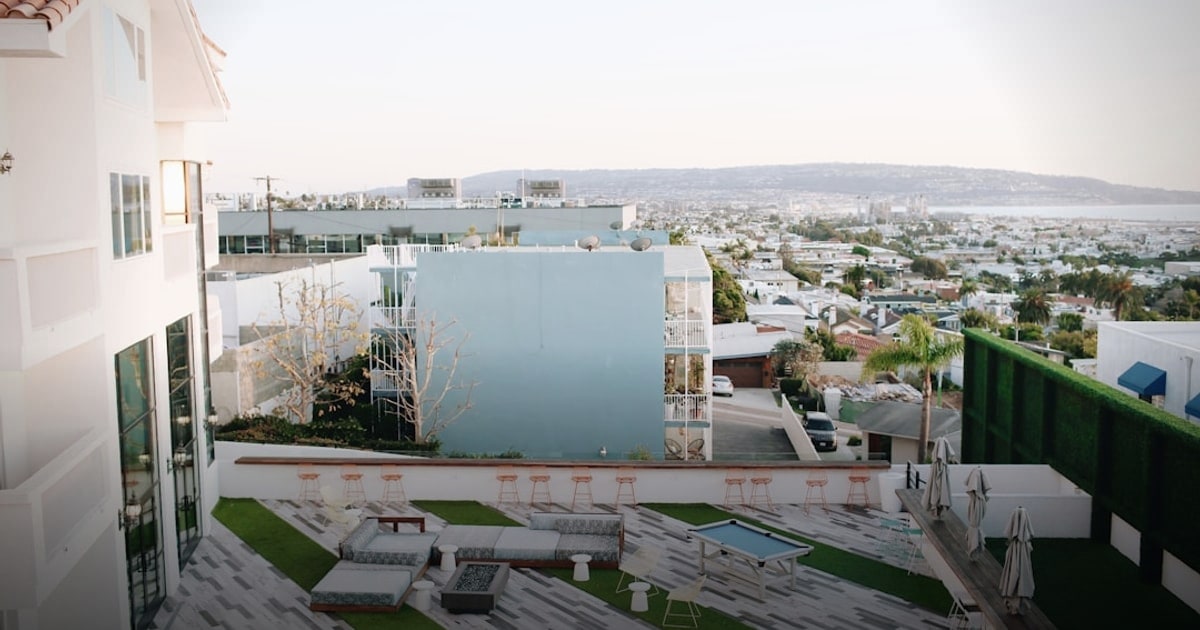 Blackstone Completes $4B Acquisition of West Coast Shopping Center REIT