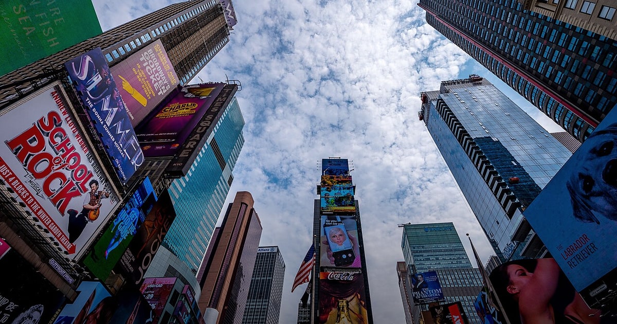 CMBS Debt Yields Climb to 10.3% as Negative Leverage Grips Four Major Property Sectors