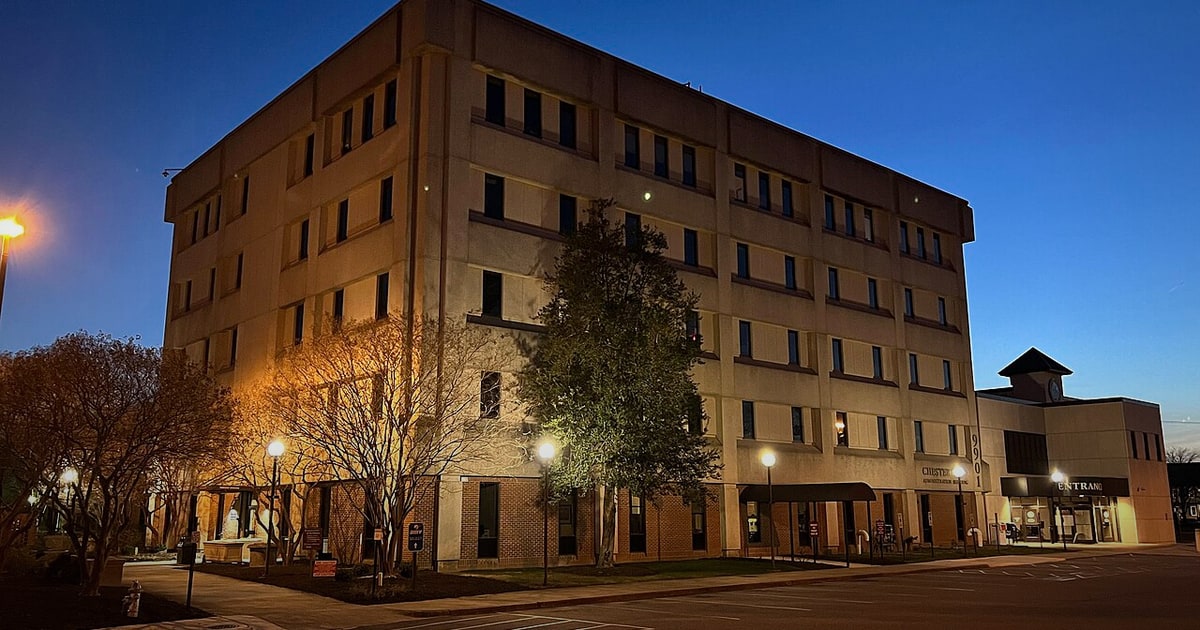 Gantry Closes $22M Refinance for Chesterfield Commons Retail Power Center