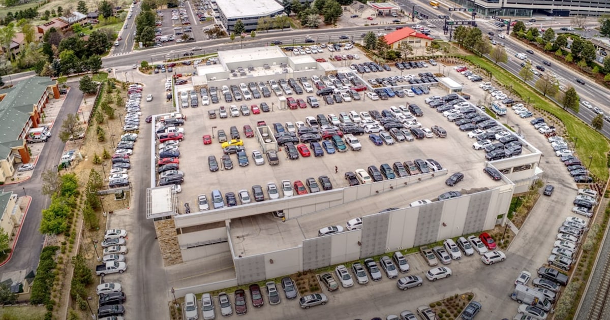 Joint Venture Snags 175K SF Connecticut Retail Center for $8.4M