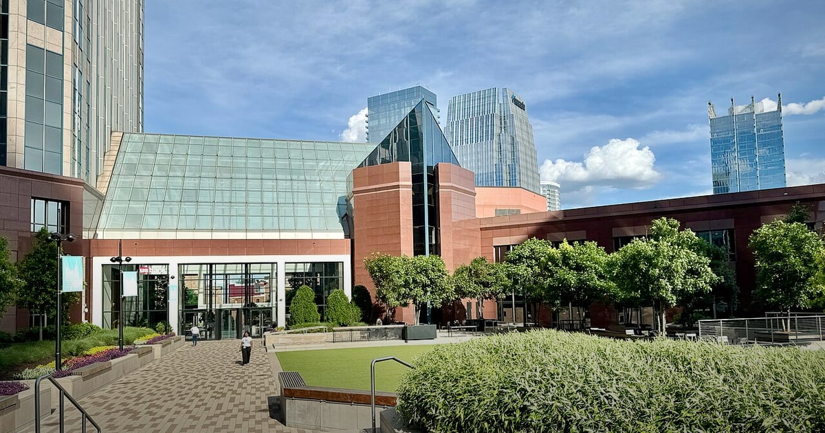 JPMorgan Chase Secures Branding Rights for Nashville Tower in Major Consolidation Move