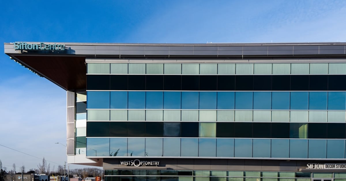 London Luxury Residential Market Sees High-Profile Penthouse Listing With Celebrity Provenance