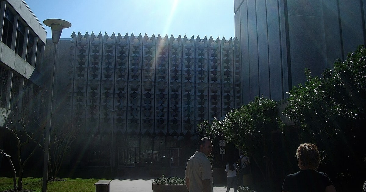 Texas Poised to Overtake Northern Virginia in Data Center Capacity, But Capital Flows Tell a Different Story